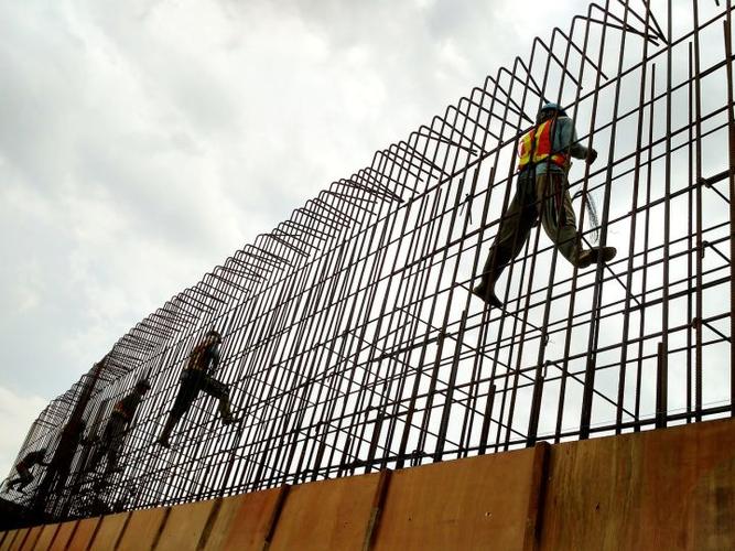 建筑工程劳务分包全解析 油漆、钢筋、混凝土、脚手架与模板作业标准